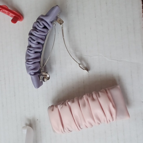 4/$30 Banana Combs & Hair Clips - Set of 5 - Picture 4 of 7